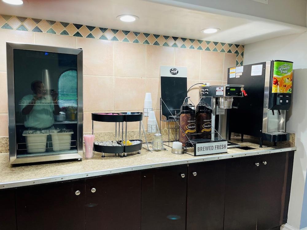 Quality Inn & Suites Altamonte Springs Orlando-North Екстер'єр фото
