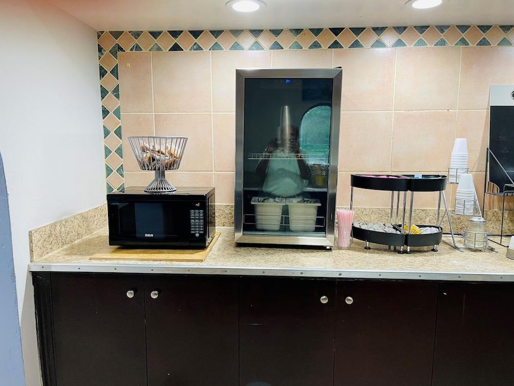 Quality Inn & Suites Altamonte Springs Orlando-North Екстер'єр фото