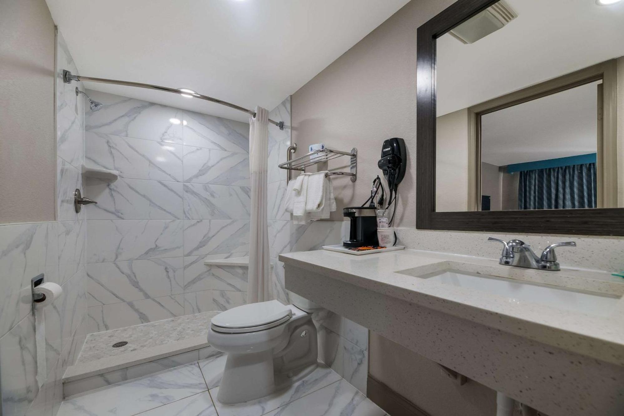 Quality Inn & Suites Altamonte Springs Orlando-North Екстер'єр фото